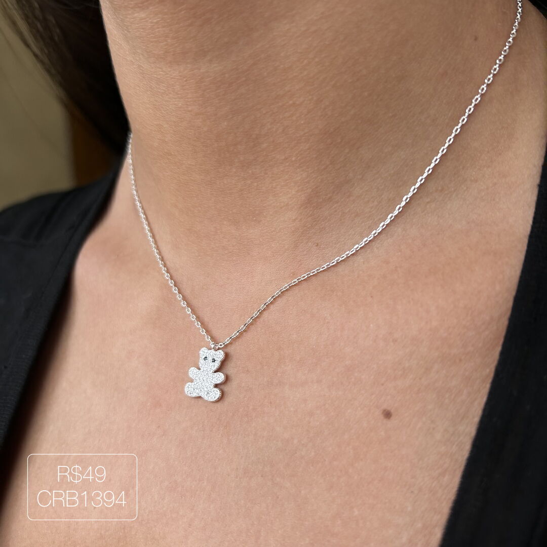 Colar de Ursinho Cravejado Cristal Prateado